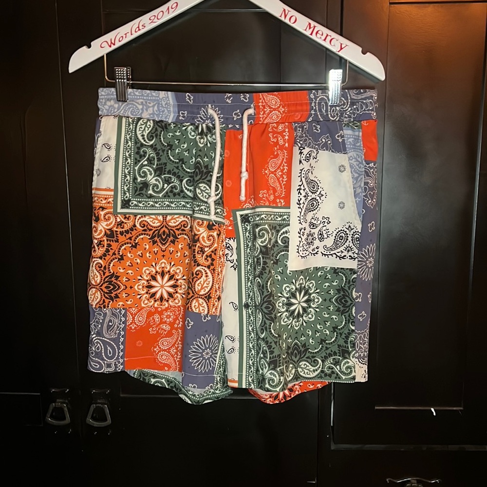 Pattern shorts
